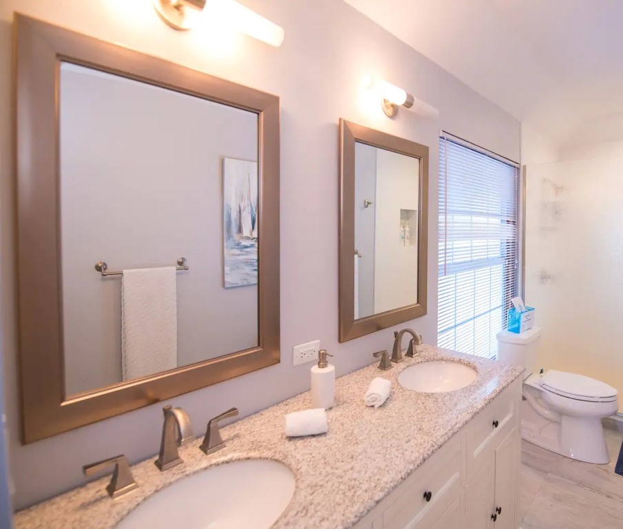 vacation villa rentals Turtle Hill