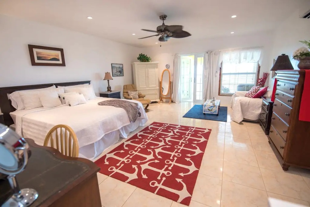 vacation villa for rent in southampton