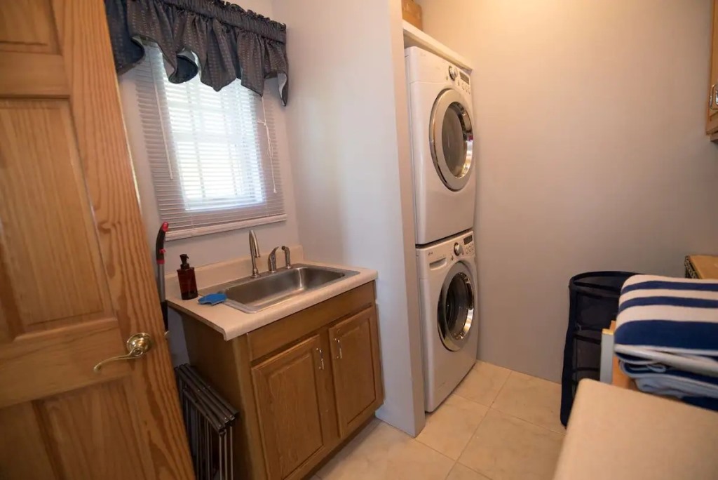 4 bedrooms Southampton Vacation Rentals