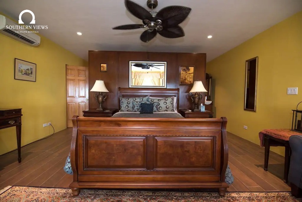 vacation rentals near Fairmont Golf Club