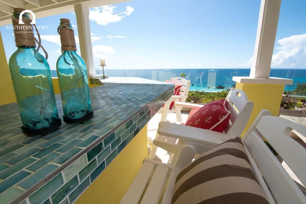 vacation villa rentals Horseshoe Bay Beach